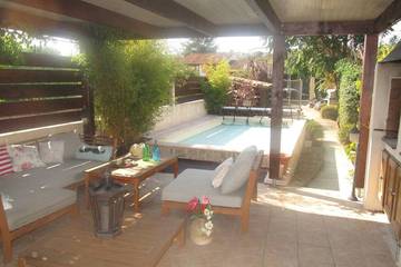 Location de vacances pour 9 personnes, avec jardin à Salles-d'Aude