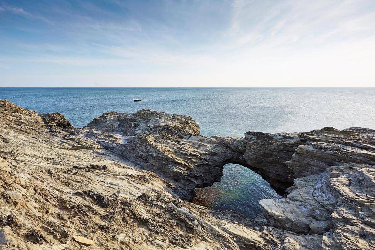 Camping la Corniche in Plozévet, Côte de Cornouaille