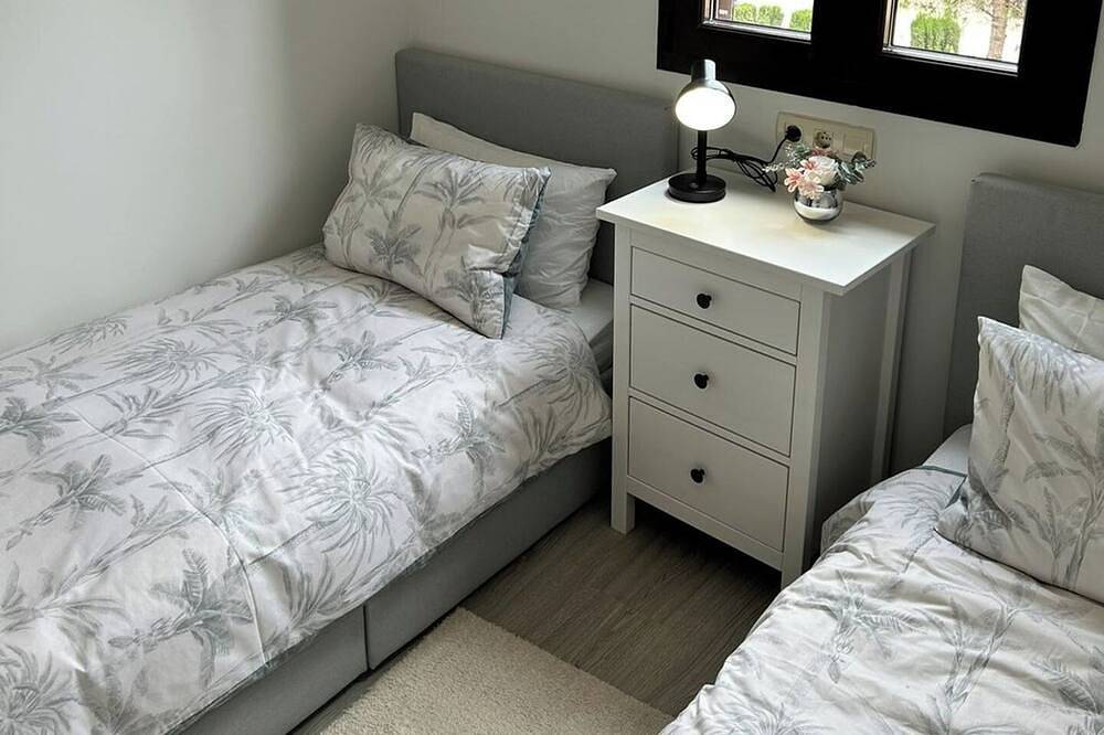 Hel leilighet, Hancinda Sleeps 4 with Free Parking in Hacienda del alamo, Fuente Alamo de Murcia