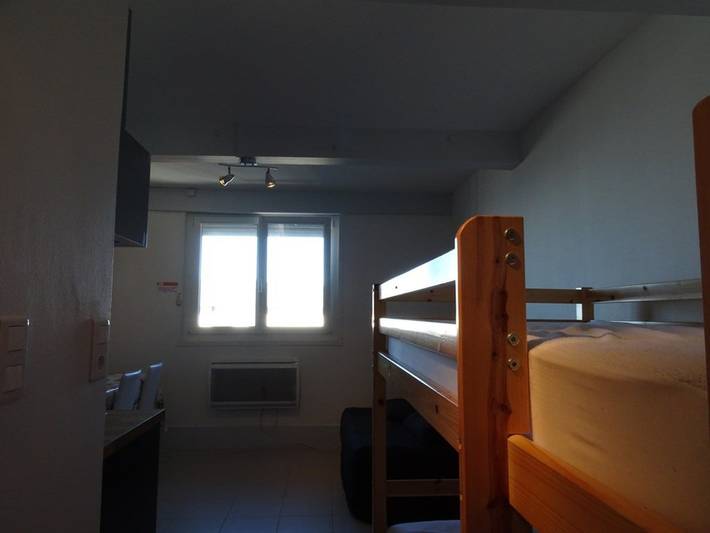 Ganzes Studio, Gemütliches Studio für 4 Personen mit gut ausgestatteter Küche und Skiraum, Parkplatz inklusive. in La Pierre Saint-Martin, Arette