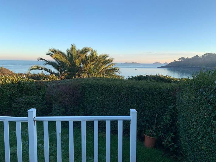 Location de vacances pour 4 personnes, avec piscine et terrasse ainsi que vue et jardin, animaux acceptés dans Port Mer - 3