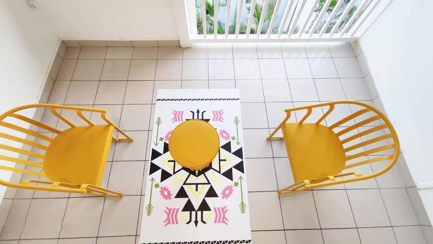 Hôtel pour 3 personnes, avec piscine et jardin dans Saint-Gilles les Bains - 2