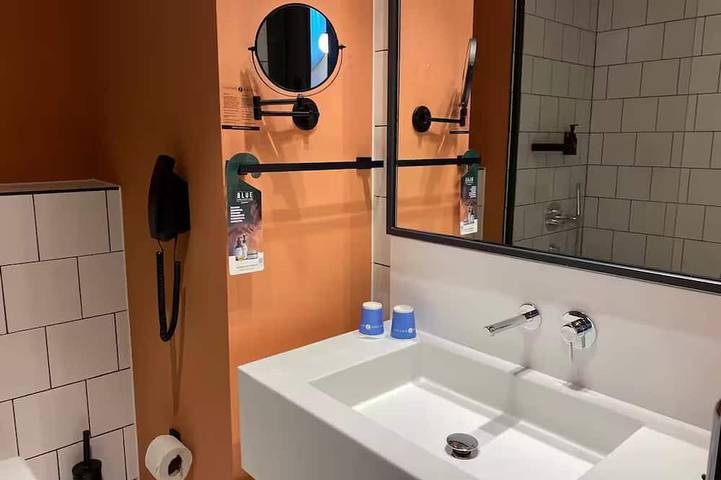 Relaxing Place Near Wooded Trails — Comfortable Stay with Free Parking Included in Oisterwijk, Nordbrabant