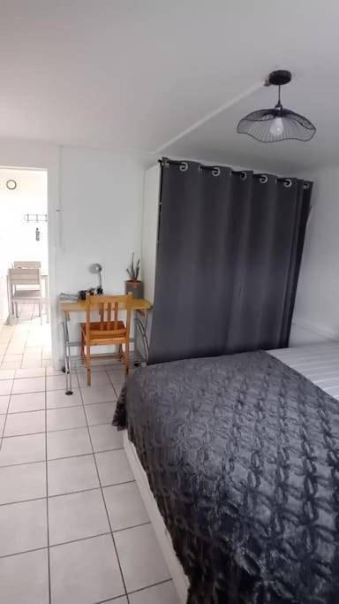 Gîte pour 2 personnes, avec terrasse à Pont-du-Château - 2