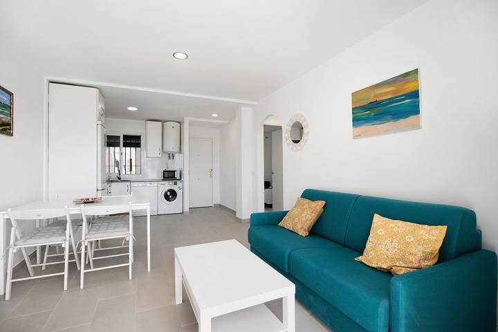 Apartamento entero, Bajo con terraza en primera linea de playa in La Barrosa, Chiclana de la Frontera