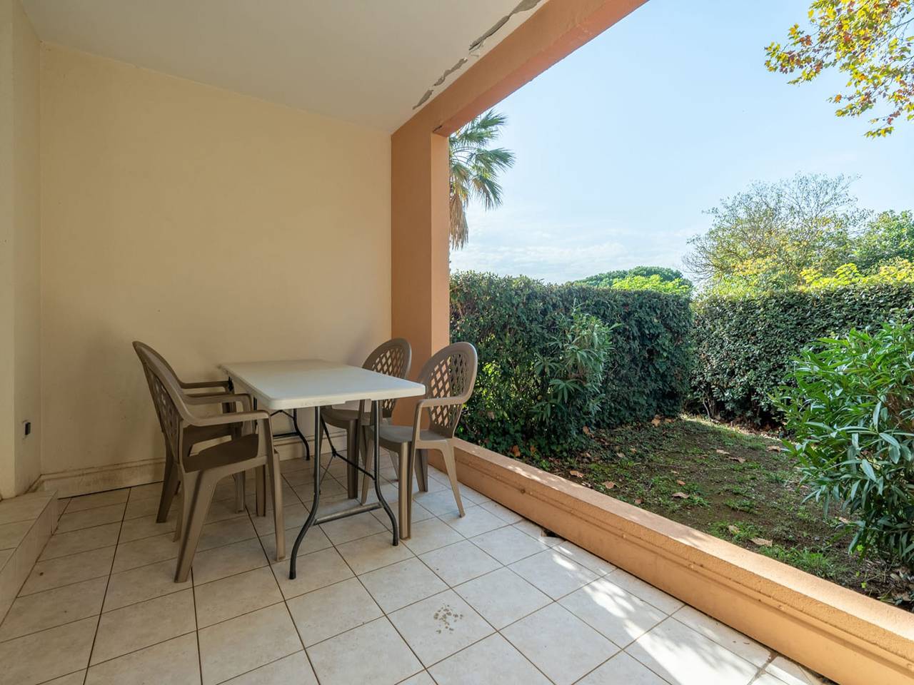Ganze Wohnung, Sonnendurchfluteter Küstenkomfort in Cap d'Agde, Agde