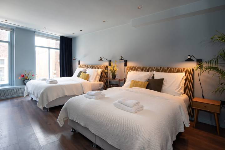 Six Boutique Hotel - Deluxe Quadruple Room in Haarlem, Mer du Nord Pays-Bas