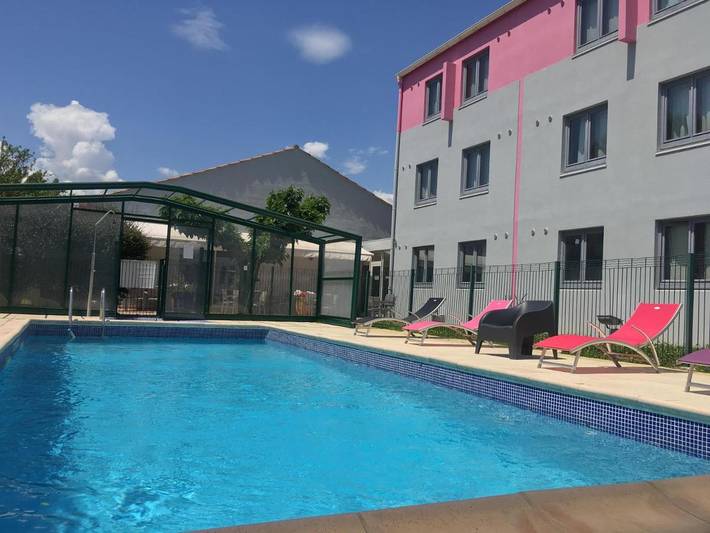 Hôtel pour 2 personnes, avec jardin et piscine, animaux acceptés