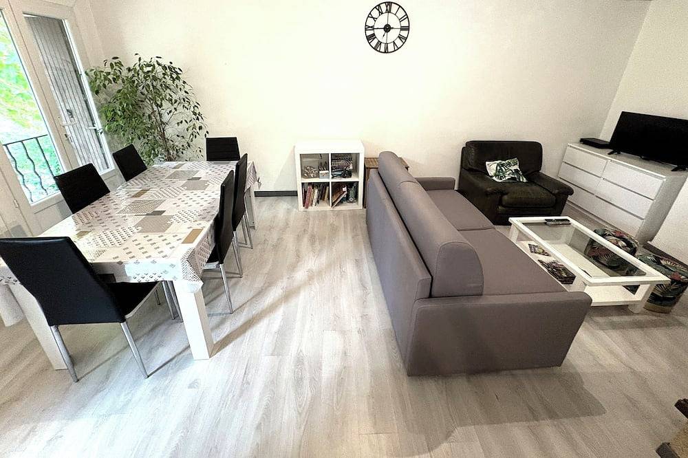 Rental & Gîte in Sarrians, Vaucluse