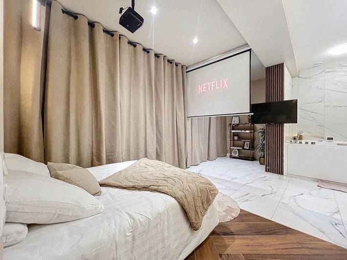 Gîte pour 2 personnes, avec Jacuzzi dans Gare De Troyes