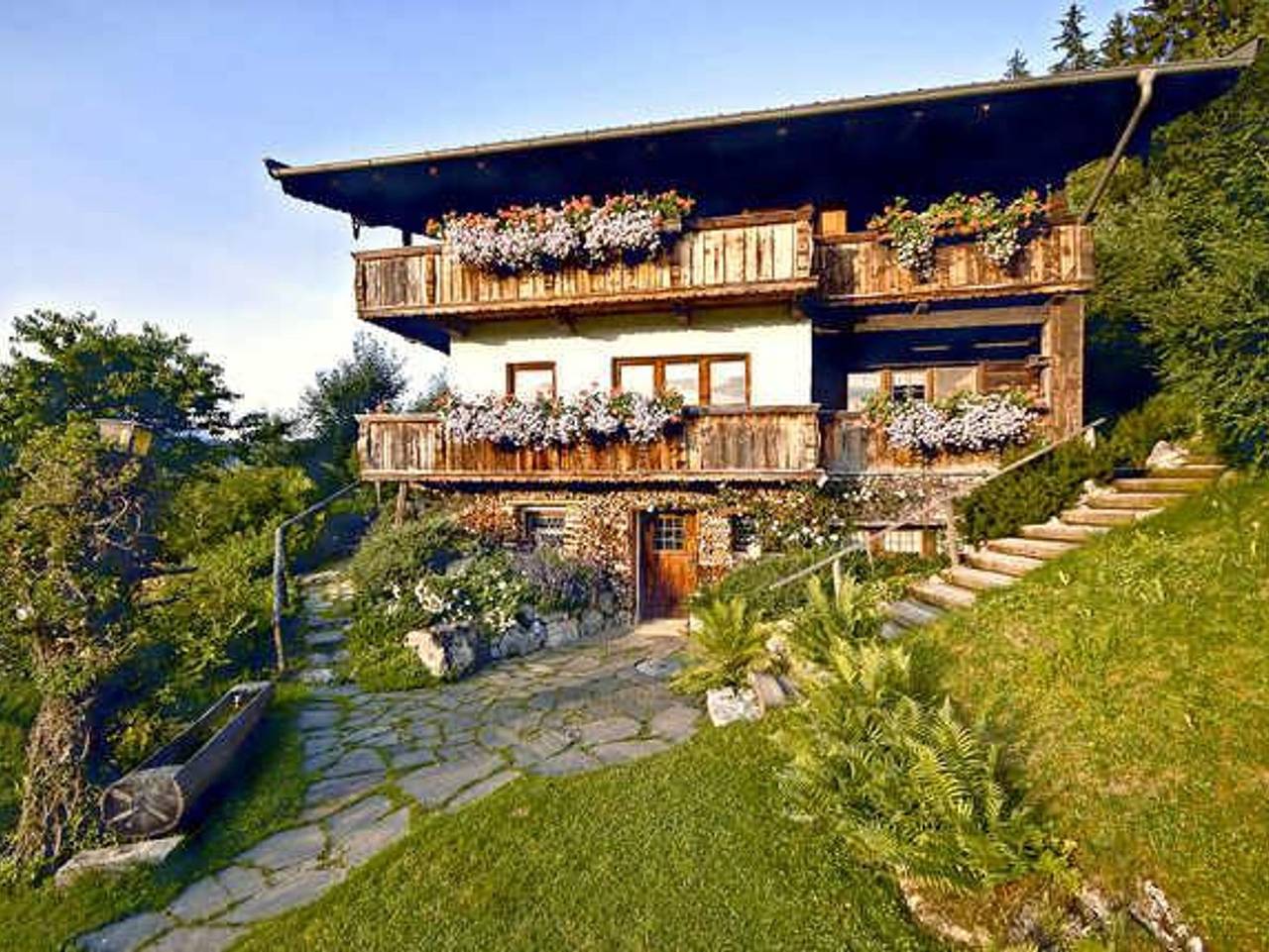 Ganze Ferienwohnung, Reither Almen - Exklusive Apartments - Fewo Typ F - Gustl's Hütte 1. Stock in Reith im Alpbachtal, Kaisergebirge