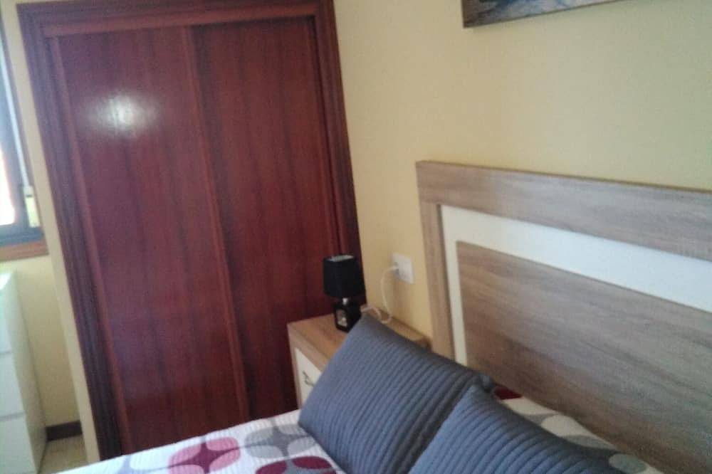 Apartamento entero, Piso semi nuevo a pie de playa in Villanueva de Arosa, Rias Baixas