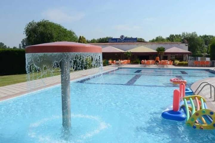 Ferienhaus für 6 Personen, mit Pool in Caorle