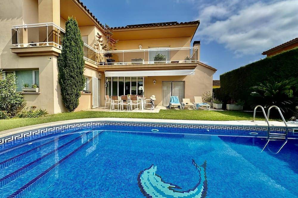 Casa vacanza a Ventalló a partire da 385€ a notte