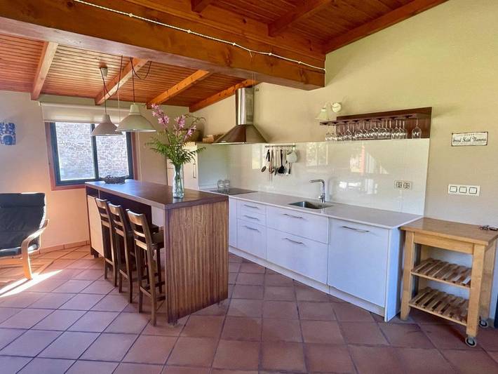 Casa rural para 8 personas, con Balcón y Terraza además de Jardín y Vistas en Moraña - 3