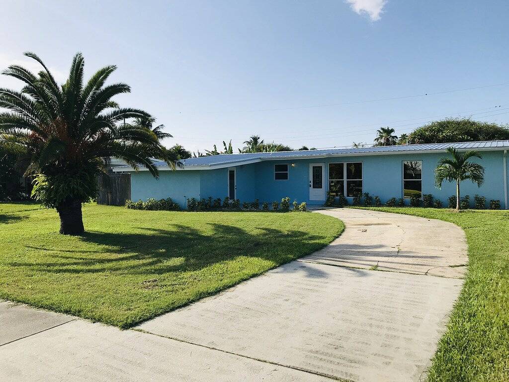 Strandhaus mit Pool - 5 Minuten zu Fuß zum Strand in Canova Beach, Indian Harbour Beach