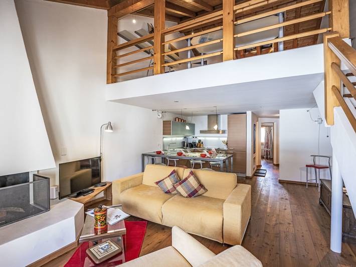 Ferienwohnung für 4 Personen, mit Garten und Ausblick sowie Balkon, mit Haustier in La Punt-Chamues-ch