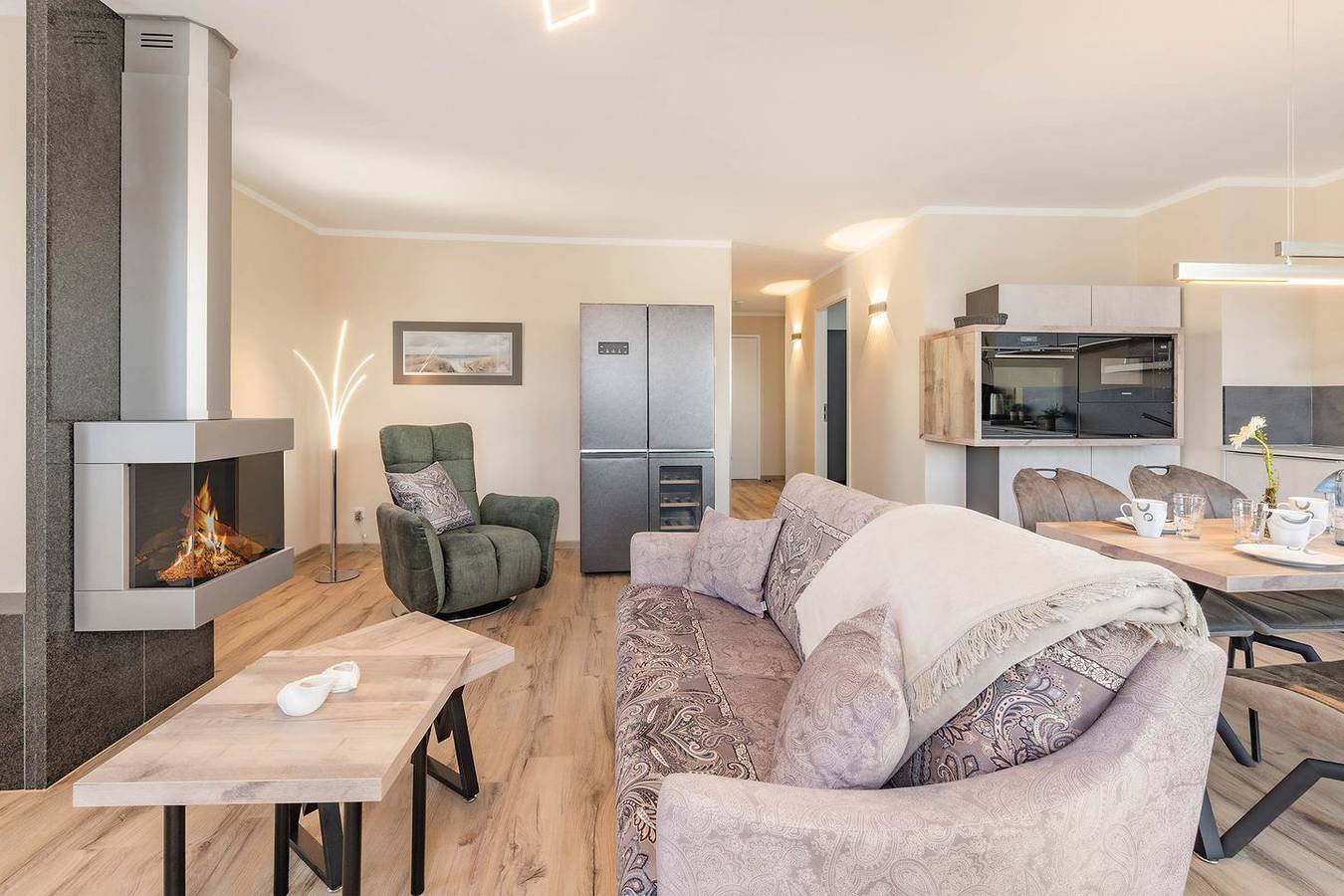 Ganze Wohnung, Villa Kamadori 07: Stilvolle Ferienwohnung mit Balkon, 150 m zum Strand in Drei Kaiserbäder, Heringsdorf