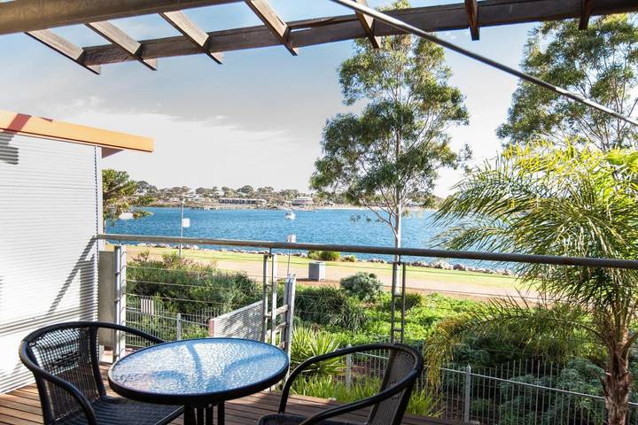 Aparthotel para 2 personas, con vistas además de piscina y jardín - 1
