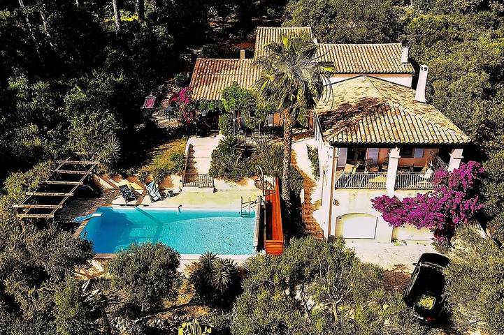 Maison de vacances pour 8 personnes, avec jardin et terrasse à Cuers
