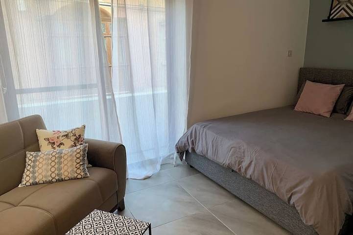 Holiday rental for 2 people, with terrace in San Giljan