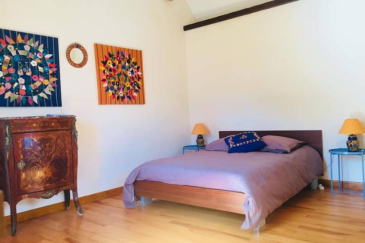 Location de vacances pour 6 personnes, avec jardin à Noisy-sur-École - 4