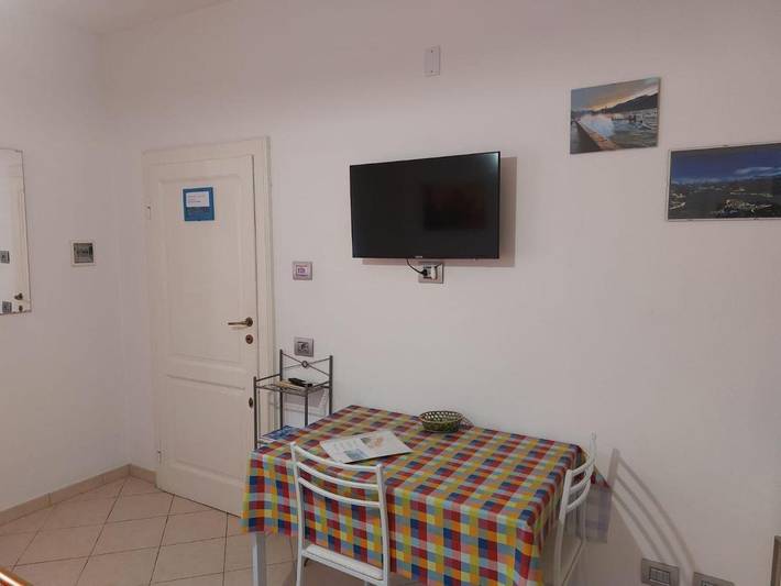 Gîte pour 2 personnes, avec vue et terrasse, animaux acceptés à Bellagio - 3