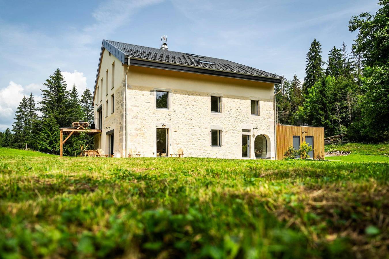 Apartamento entero, Gîte d'exception avec vue panoramique en pleine nature in Prémanon, Parc naturel régional du Haut-Jura