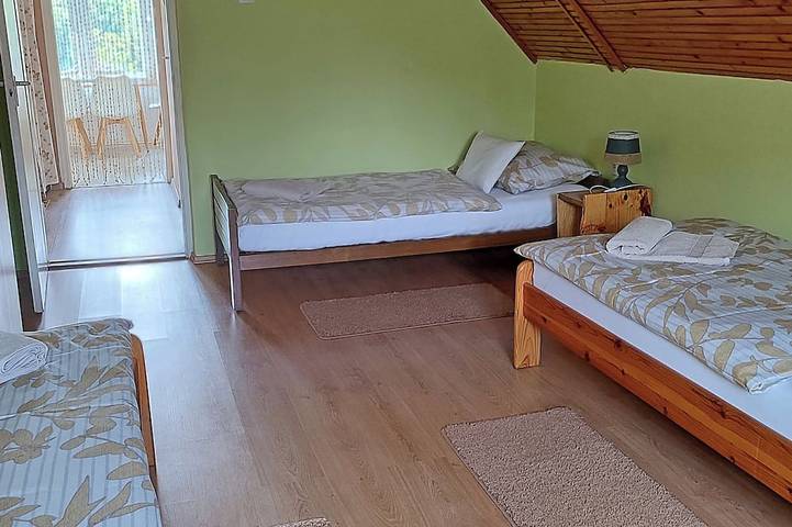 Ganze Wohnung, Charming 2-bedroom, family friendly cottage in Miskolc at the Bükk Mountains in Mischkolz, Borsod-Abaúj-Zemplén megye