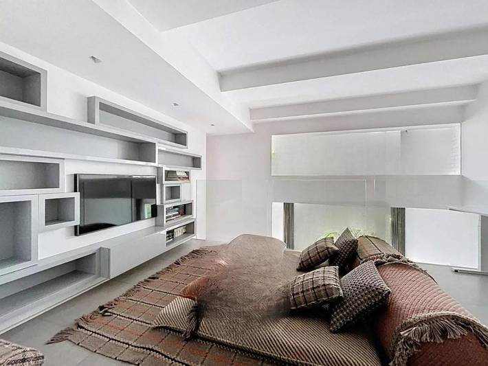 Chambre d’hôte pour 6 personnes, avec piscine et jacuzzi ainsi que sauna et balcon près de la Tour Eiffel - 4