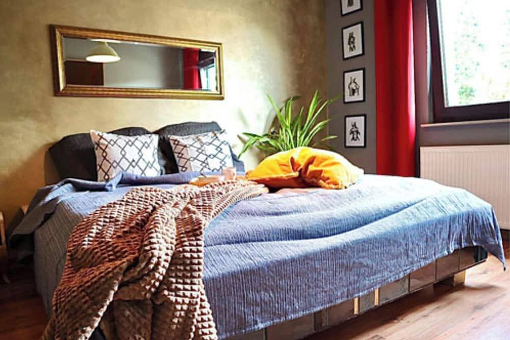 Natur-Ferien-Haus Klein Rosenburg 120qm, Kamin, 100Mbit Wlan, eingezäunt. Garten in Barby, Elbe-Börde-Heide