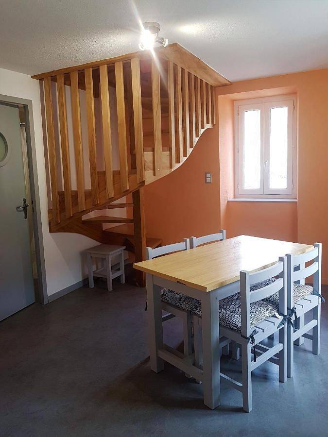 Appartement entier, Gites Communaux à Lourdios in Lourdios-Ichère, Béarn