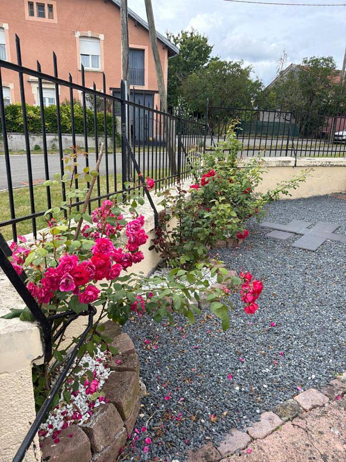 Ferienhaus für 11 Personen, mit Whirlpool und Terrasse sowie Garten in Verdun - 3