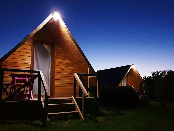 Camping Aquarev - Hébergement 2 personnes - Wood Sans sanitaires in Loudéac, Cotes-d'Armor