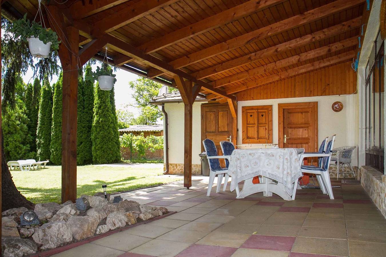 Maison de vacances soigné avec grand jardin  in Balatonmáriafürdő, Rive sud du lac Balaton