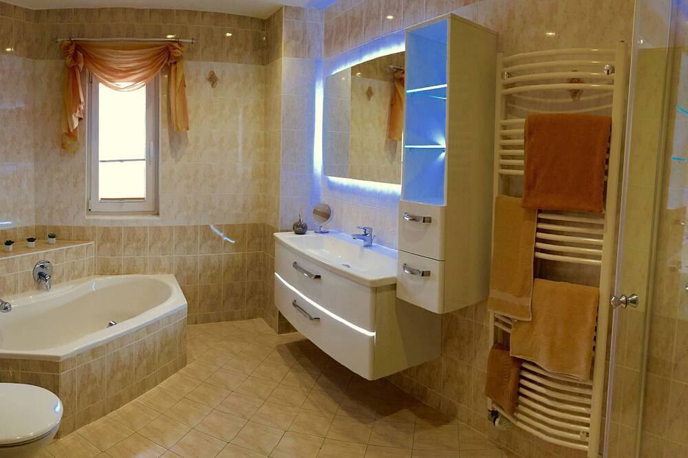 Ganze Wohnung, Haus am See - Fewo Seeperle - exkl. Ausstattung, 60m² Seeterrasse in Sangerhausen, Harzvorland