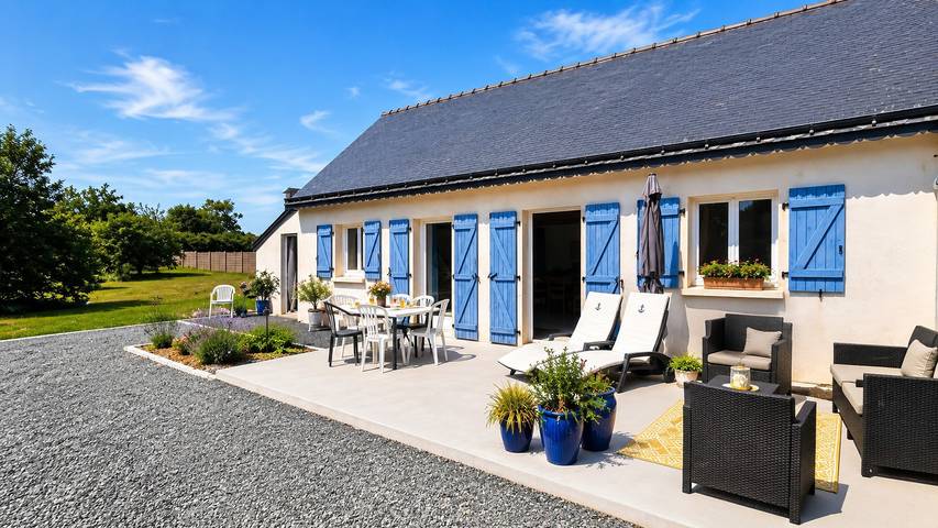 Ferienhaus für 8 Personen, mit Terrasse und Garten