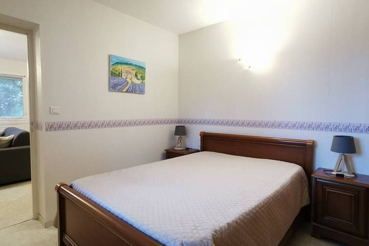 Gîte pour 4 personnes, avec terrasse et jardin, animaux acceptés à Grillon - 3