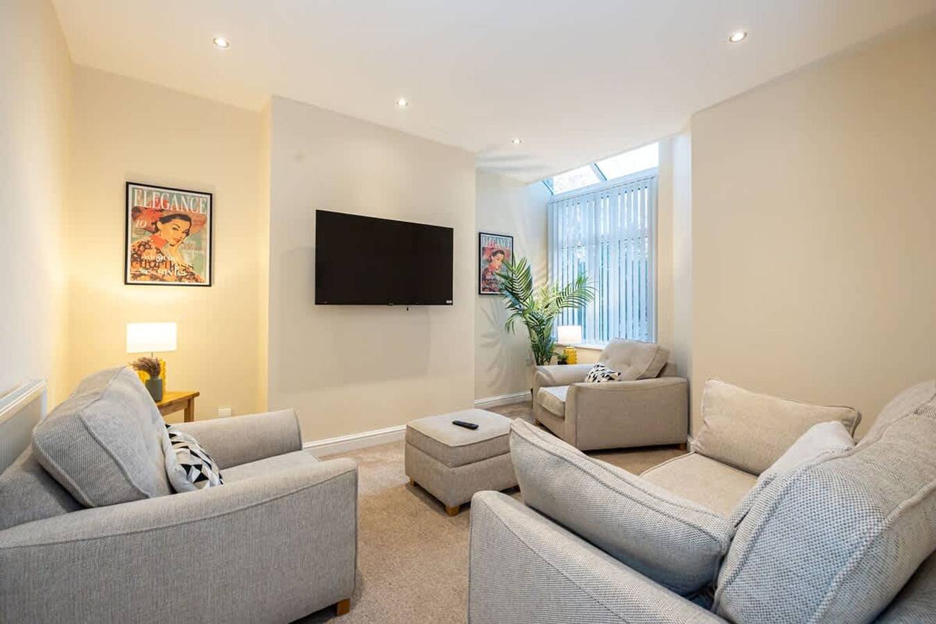Modern House - 5 min to Etihad   Motorway Links in Stockport, Greater Manchester