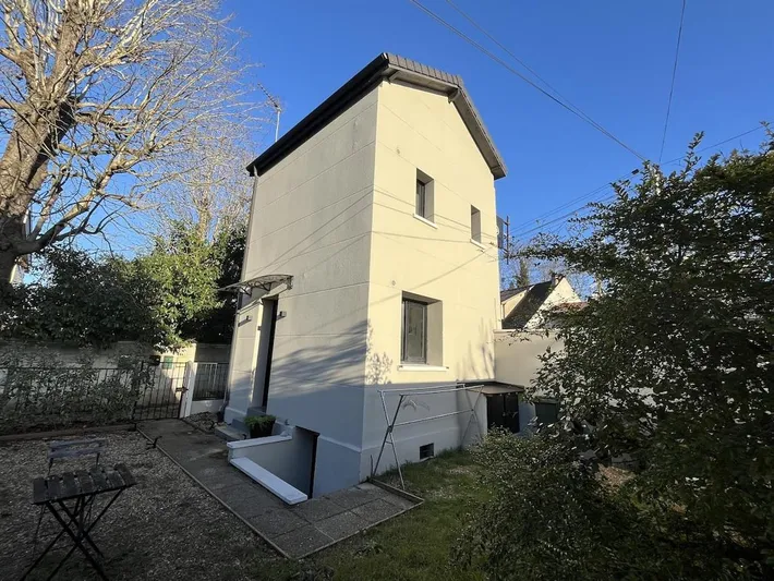 Villa für 2 Personen, mit Terrasse und Ausblick - 1