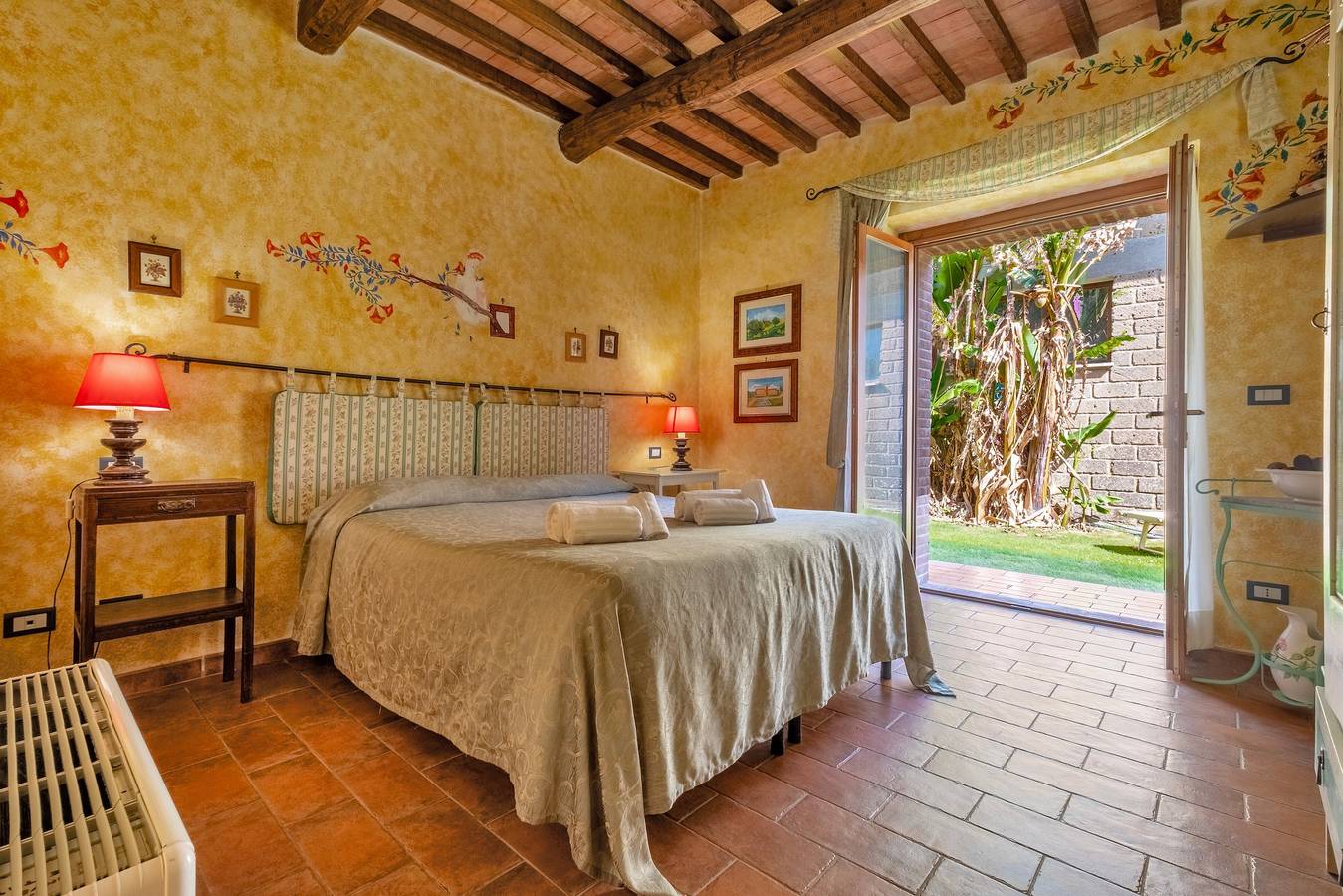 Zimmer „Camera 2 - Il Maggio“ mit Gemeinschaftspool, Wlan und Klimaanlage in Manciano (Gemeinde), Grosseto Provinz