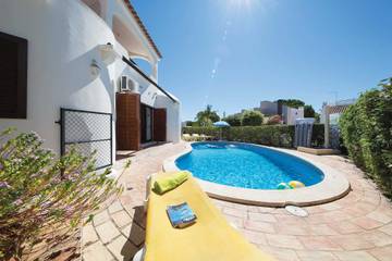 Villa pour 6 Personnes dans Quarteira, District de Faro, Photo 2