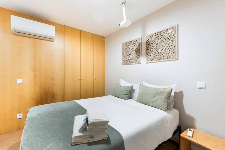Ganze Wohnung, Ferienwohnung für 2 Personen mit Terrasse in Aveiro, Aveiro Distrikt