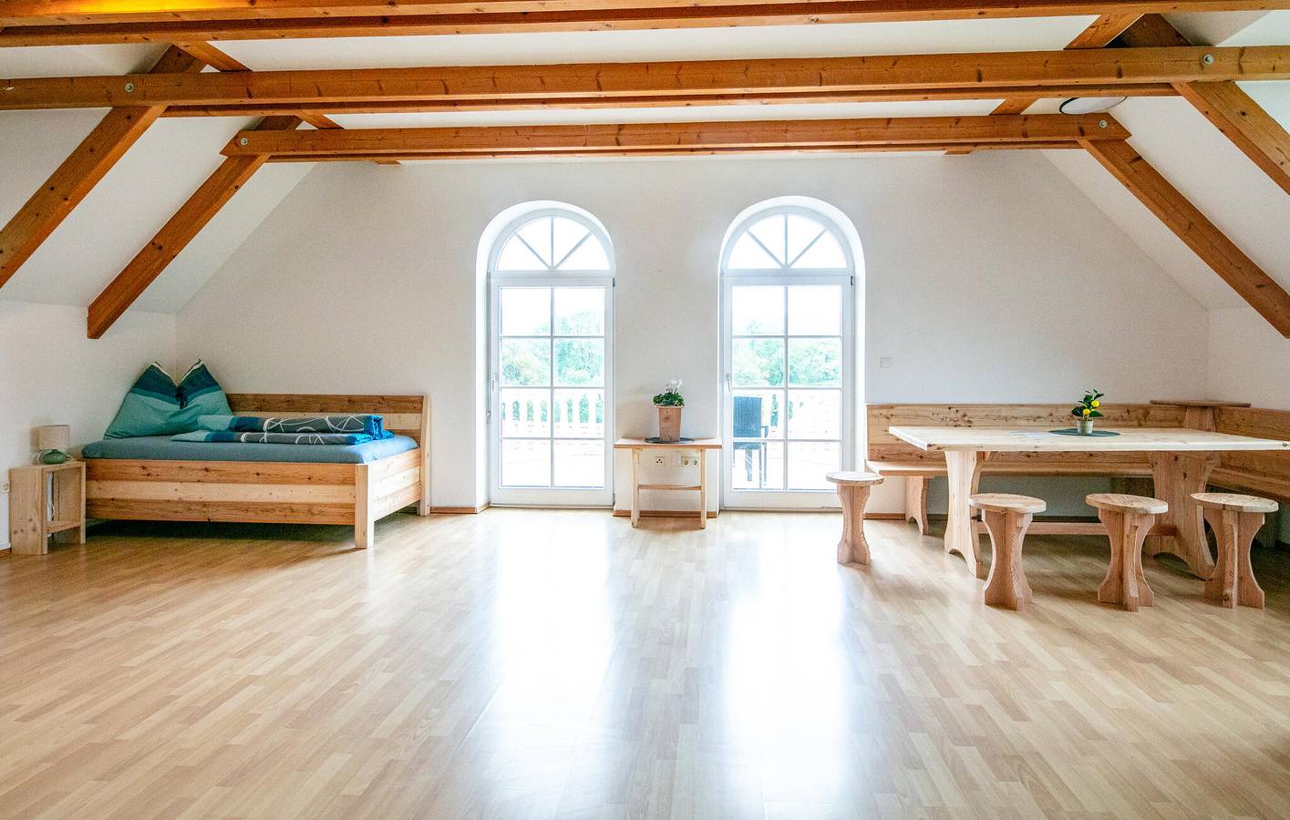 Ganze Ferienwohnung, Charmante 2-Zimmer-Wohnung mit Terrasse in der Nähe des Wia'zhauses und des Stainzbachs in Steirerland