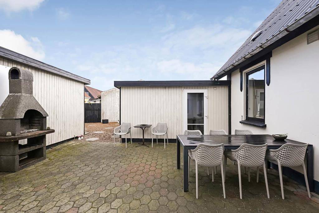1002 in Thyborøn, Limfjord in Westjütland