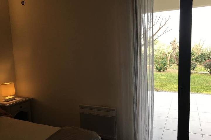 Location de vacances pour 3 personnes, avec terrasse et jardin à Bastelicaccia - 2