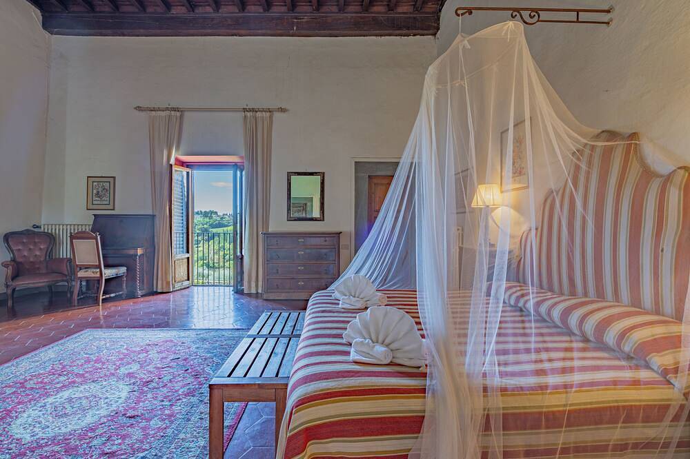 Spacious villa in Toscana with swimming pools - Near Florence Villa Casavecchia in San Casciano in Val di Pesa, Firenze province