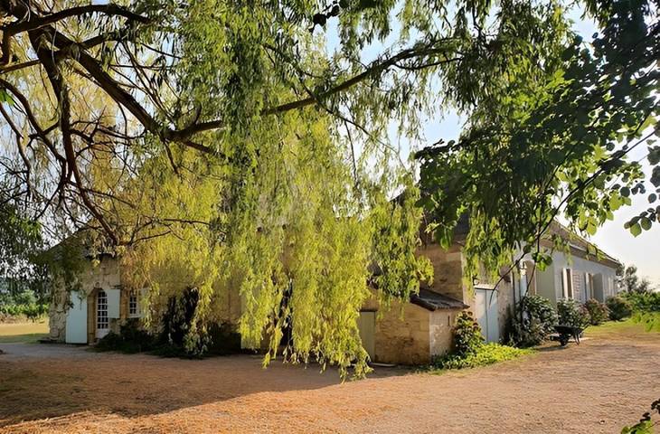 Location de vacances pour 2 personnes, avec piscine et jardin à Monbazillac - 2