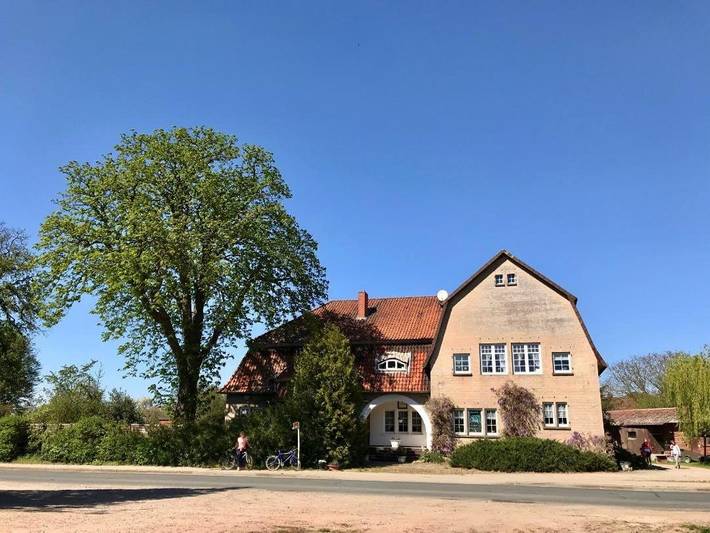 Ferienwohnung für 3 Personen, mit Terrasse und Garten sowie Ausblick in Schwarmstedt