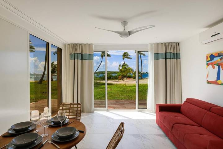 Gîte pour 2 personnes, avec piscine et vue ainsi que jardin et bassin pour enfant, animaux acceptés dans Nettlé Bay - 2